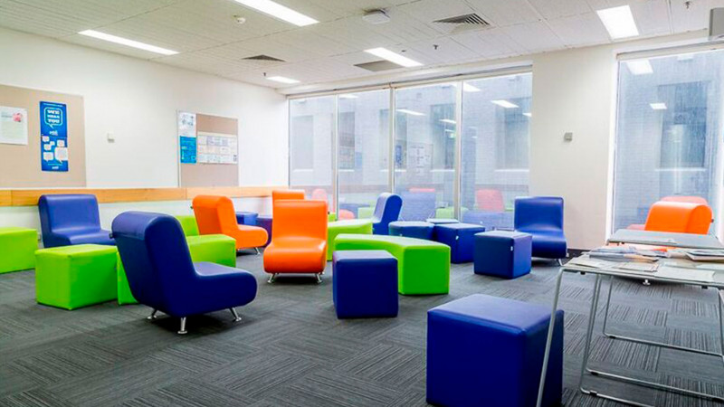 The-Hotel-School-Melbourne-Area-Comum